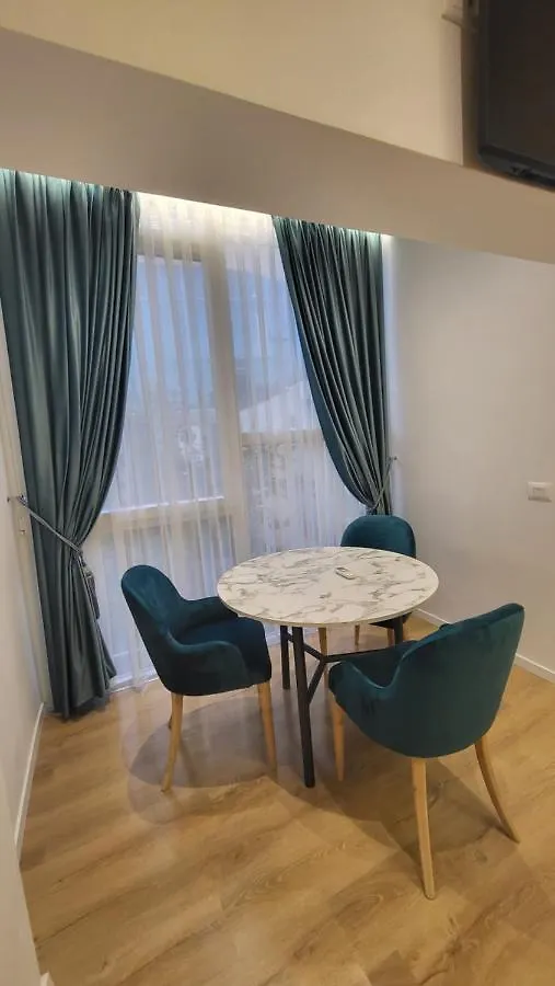 Karanxha'S Room Tirana Alloggio in famiglia